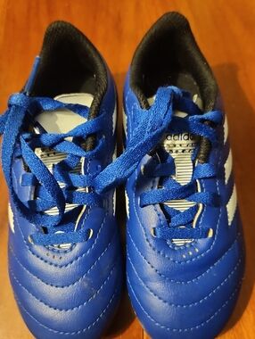 adidas Kids Royal Blue & White Soccer Cleats
